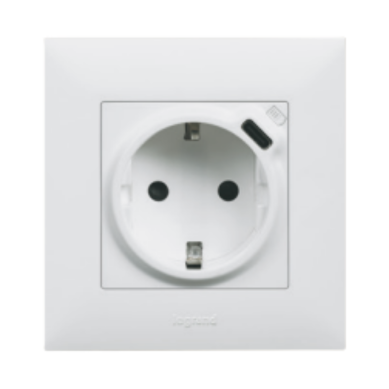 Niloé Step USB-C 2P+F